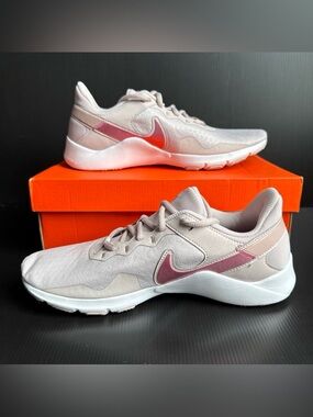 NIB Nike Legend Essential 2 Platinum Violet Desert Berry Sneakers Womens Size 10